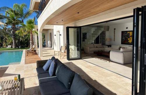 La Turbie Villa | 350 m² Villa ∙ 6 bedrooms ∙ 13 guests