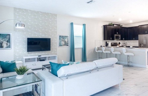 Four Corners House | 373 m² House ∙ 7 bedrooms ∙ 14 guests