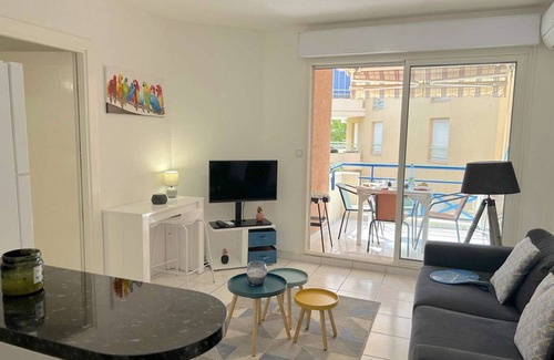 Frejus Port Apartment | 38 m² Apartment ∙ 1 bedroom ∙ 4 guests