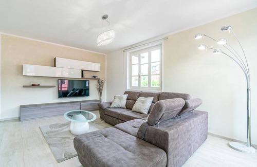 Camaiore House | 380 m² House ∙ 6 bedrooms ∙ 12 guests
