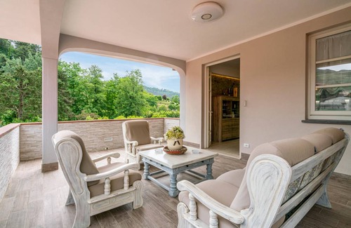 Camaiore House | 380 m² House ∙ 6 bedrooms ∙ 12 guests