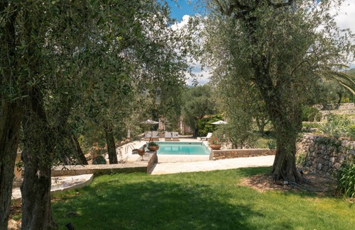 Chateauneuf-Grasse Villa | 380 m² Villa ∙ 6 bedrooms ∙ 12 guests