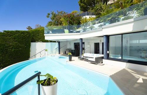 Eze Villa | 390 m² Villa ∙ 4 bedrooms ∙ 8 guests
