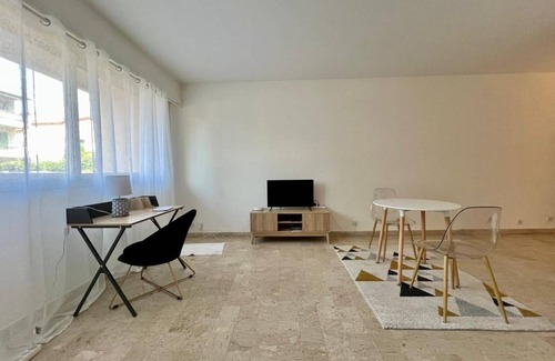 Juan-les-Pins Apartment | 40 m² Apartment ∙ 1 bedroom ∙ 2 guests