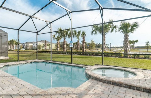 Bay Lake Villa | 400 m² Villa ∙ 6 bedrooms ∙ 13 guests