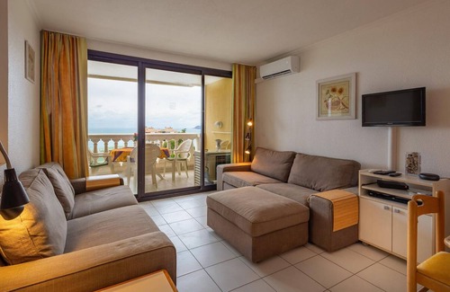 La Croix des Gardes Apartment | 42 m² Apartment ∙ 2 bedrooms ∙ 4 guests