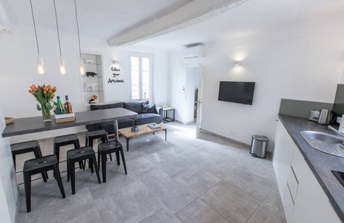Cannes City Centre Apartment | 42 m² Apartment ∙ 1 bedroom ∙ 3 guests