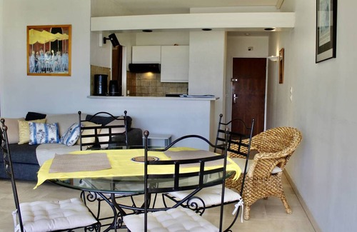 Villeneuve Loubet Beach Apartment | 45 m² Apartment ∙ 1 bedroom ∙ 4 guests