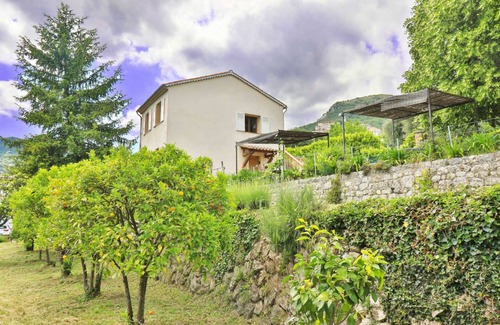 Le Bar-sur-Loup Apartment | 45 m² Apartment ∙ 2 bedrooms ∙ 6 guests