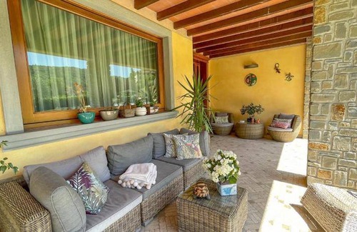 Gragnola House | 450 m² House ∙ 4 bedrooms ∙ 12 guests