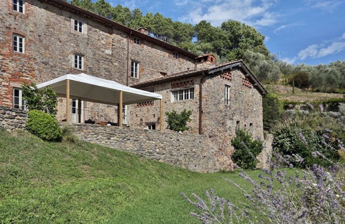 Vorno Villa | 450 m² Villa ∙ 5 bedrooms ∙ 10 guests