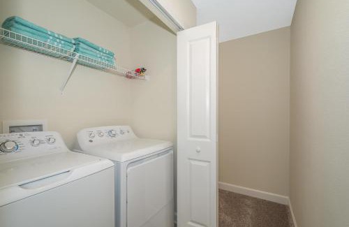 Campbell House | 4964RS TOWNHOUSE 4 BEDROOMS & 3 BATHROOMS + POOL