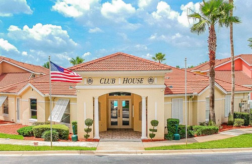 Lake Berkley House | 4BD/3BA Private Pool @ Lake Berkley Resort