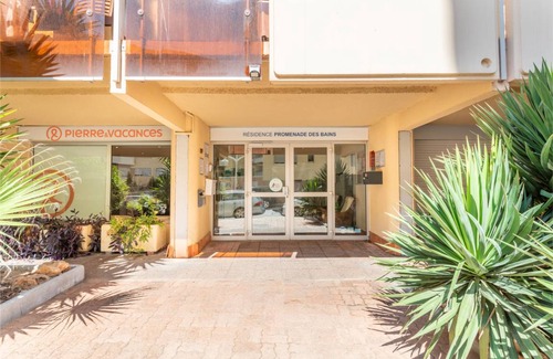 Saint-Raphael Apartment | 50 m² Apartment ∙ 1 bedroom ∙ 6 guests