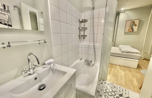 Cannes City Centre Apartment | 55 m² Apartment ∙ 2 bedrooms ∙ 4 guests