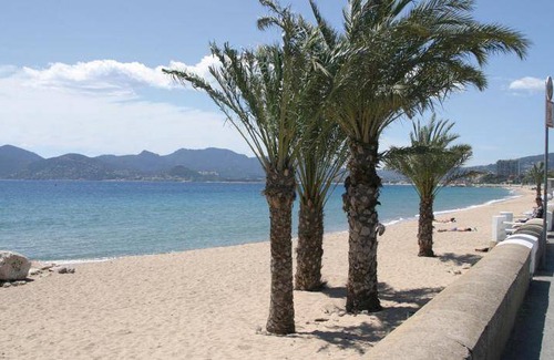 Cannes La Bocca Apartment | 55 m² Apartment ∙ 2 bedrooms ∙ 4 guests