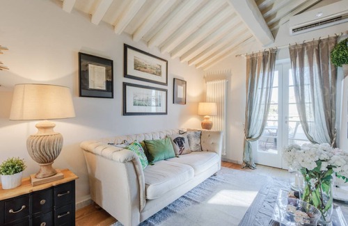 Lucca Historical Center Apartment | 60 m² Apartment ∙ 1 bedroom ∙ 2 guests