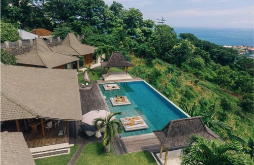 Lovina Villa | 600 m² Villa ∙ 4 bedrooms ∙ 11 guests