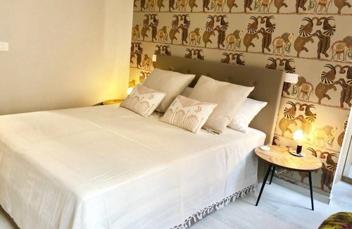 Saint-Tropez City Centre Apartment | 65 m² Apartment ∙ 2 bedrooms ∙ 4 guests