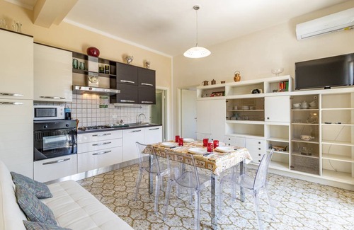 Lido di Camaiore House | 65 m² House ∙ 2 bedrooms ∙ 5 guests