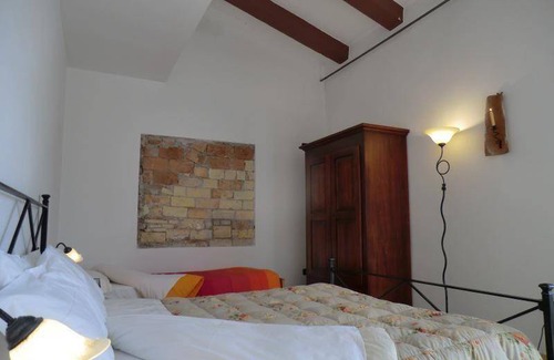 Pomaia Apartment | 70 m² Apartment ∙ 2 bedrooms ∙ 5 guests