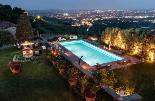 Lucca Villa | 700 m² Villa ∙ 6 bedrooms ∙ 11 guests