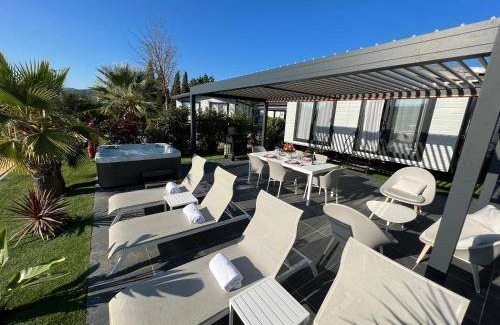 Port Grimaud Resort | 73 m² Resort ∙ 3 bedrooms ∙ 6 guests