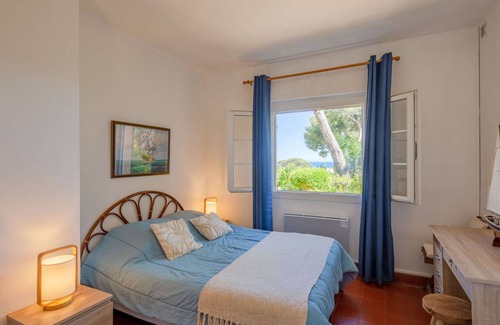 Plage de la Garonnette House | 75 m² House ∙ 1 bedroom ∙ 6 guests