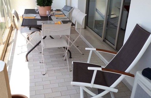 California - Pezou Apartment | 80 m² Apartment ∙ 2 bedrooms ∙ 4 guests