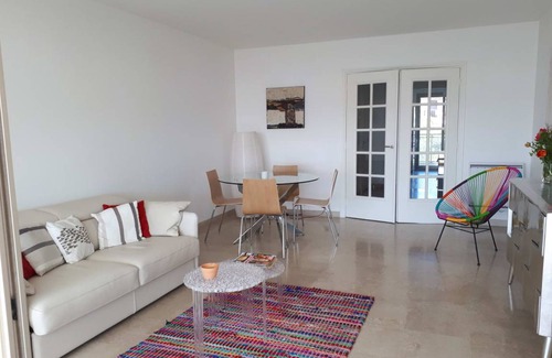 California - Pezou Apartment | 80 m² Apartment ∙ 2 bedrooms ∙ 4 guests