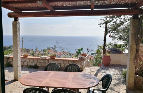 Chiessi House | 80 m² House ∙ 2 bedrooms ∙ 6 guests