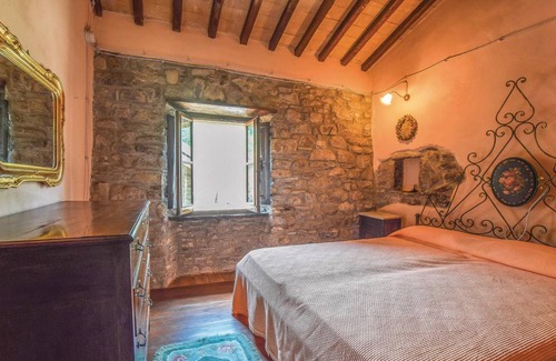 Comano House | 80 m² Maisonette ∙ 1 bedroom ∙ 4 guests
