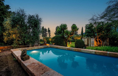 Cetona Villa | 800 m² Villa ∙ 7 bedrooms ∙ 14 guests