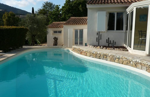 Les Issambres Villa | 800m from the sea, pretty Provencal villa, quiet, swimming pool, garden in the Golf St. Tropez
