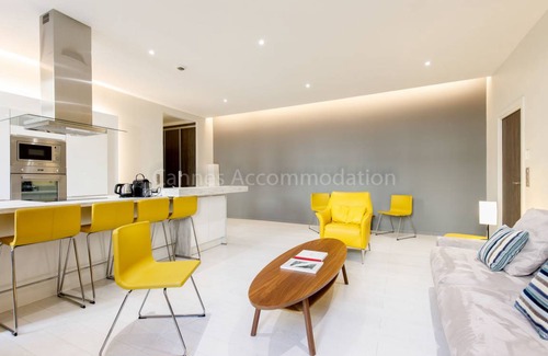 Cannes City Centre Apartment | 81 m² Apartment ∙ 2 bedrooms ∙ 5 guests