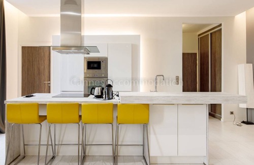 Cannes City Centre Apartment | 81 m² Apartment ∙ 2 bedrooms ∙ 5 guests