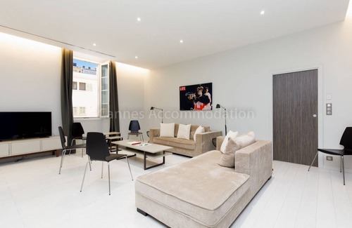 Cannes City Centre Apartment | 87 m² Apartment ∙ 2 bedrooms ∙ 4 guests