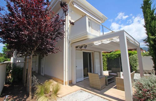 Cinquale House | 90 m² House ∙ 2 bedrooms ∙ 4 guests