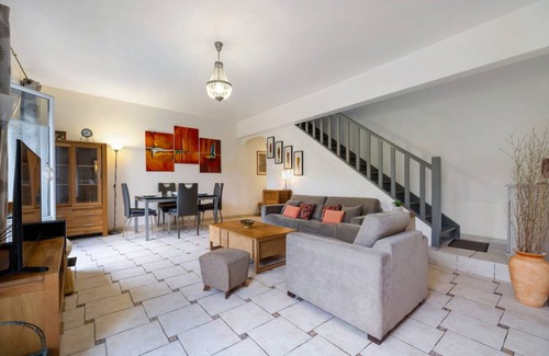 Fabron Apartment | 90 m² Apartment ∙ 3 bedrooms ∙ 6 guests