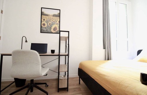 Centre Ville-Gare Resort | 95 m² Private room ∙ 1 bedroom ∙ 1 guest