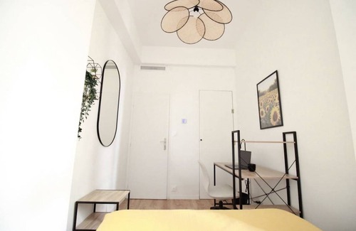Centre Ville-Gare Resort | 95 m² Private room ∙ 1 bedroom ∙ 1 guest