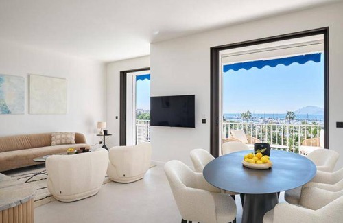 Pointe Croisette Apartment | 99 m² Apartment ∙ 3 bedrooms ∙ 6 guests