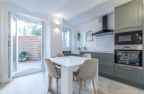 Cannes City Centre Apartment | A Quiet Place with Garden in the heart of Cannes
