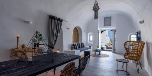 Pyrgos Villa | Adele Villa by Senses Collection