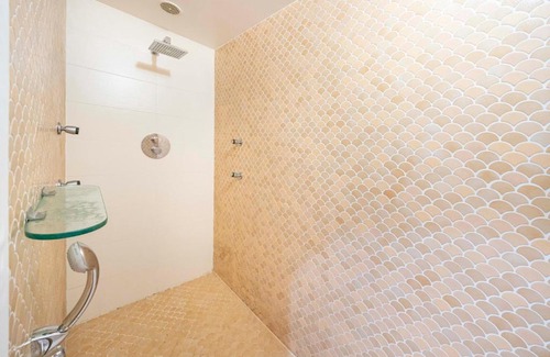 Le Suquet Apartment | Amazing 3 bedrooms seaview duplex Cannes center