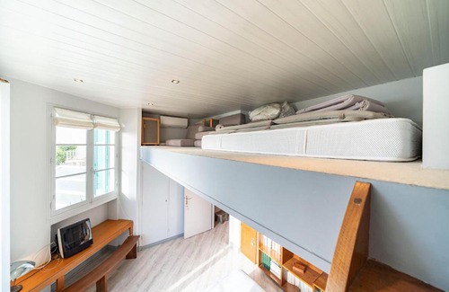Le Suquet Apartment | Amazing 3 bedrooms seaview duplex Cannes center