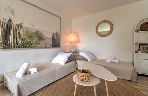 California - Pezou Apartment | Apartment ∙ 1 bedroom ∙ 4 guests