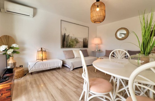 California - Pezou Apartment | Apartment ∙ 1 bedroom ∙ 4 guests
