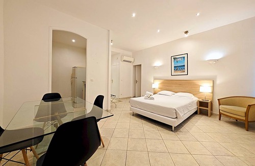 California - Pezou Apartment | Apartment ∙ 1 bedroom ∙ 4 guests