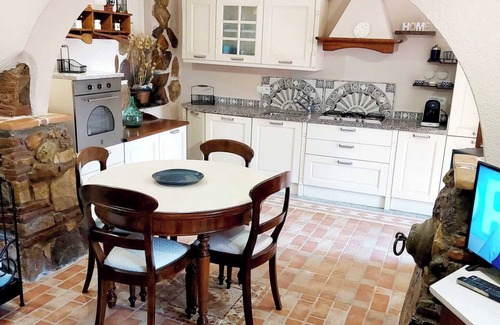 Rio nell'Elba House | apartment in villa with terrace overlooking the sea